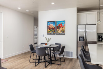 757 W Periwinkle Ln in Saint George, UT - Building Photo - Building Photo