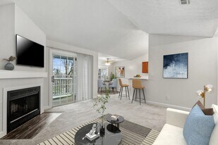 Wrights Point in Fort Wright, KY - Building Photo