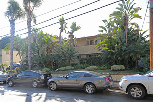 14934 Dickens St in Sherman Oaks, CA - Foto de edificio - Building Photo