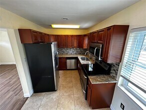 8933 Narcissus Ave in Seminole, FL - Building Photo - Building Photo