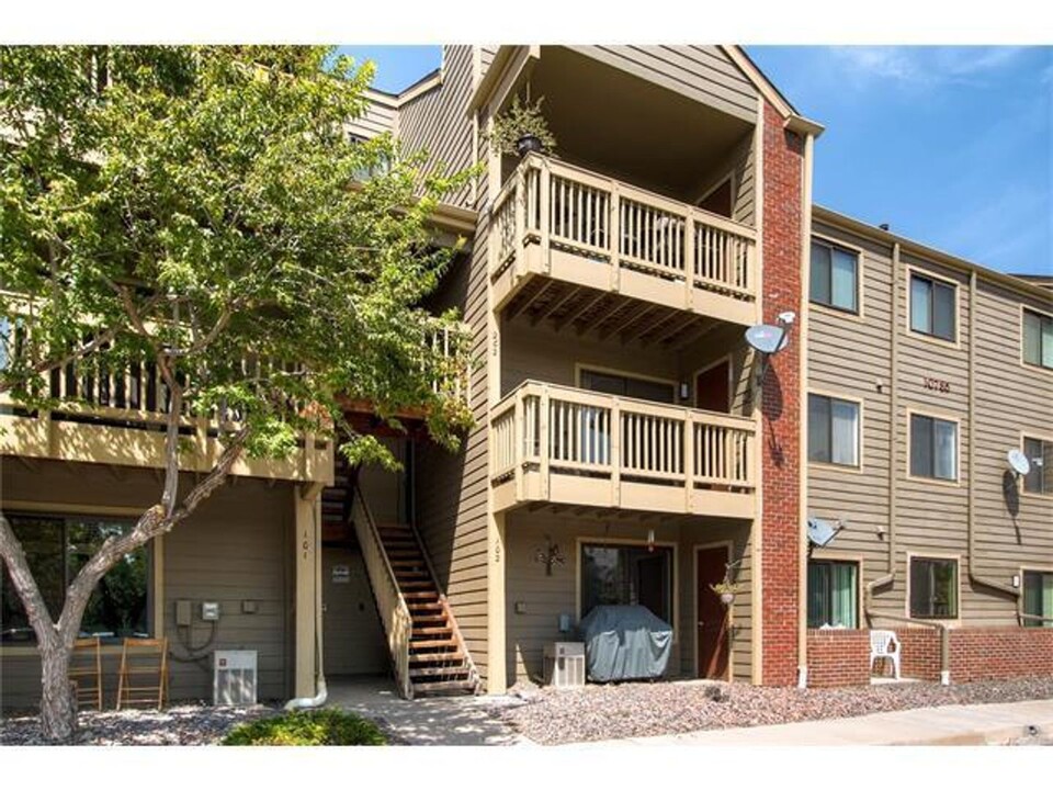 10785 W 63rd Pl in Arvada, CO - Building Photo