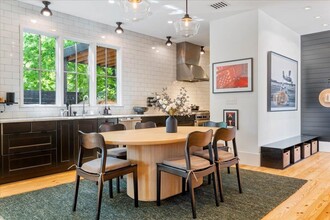 1306 Clifford Ave in Austin, TX - Building Photo - Building Photo