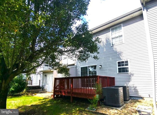1004 Granite Ct in Salisbury, MD - Building Photo - Building Photo