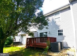 1004 Granite Ct in Salisbury, MD - Building Photo - Building Photo