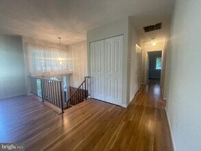 4304 San Carlos Dr in Fairfax, VA - Building Photo - Building Photo