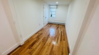 1155 Summit Ave in Jersey City, NJ - Building Photo - Building Photo