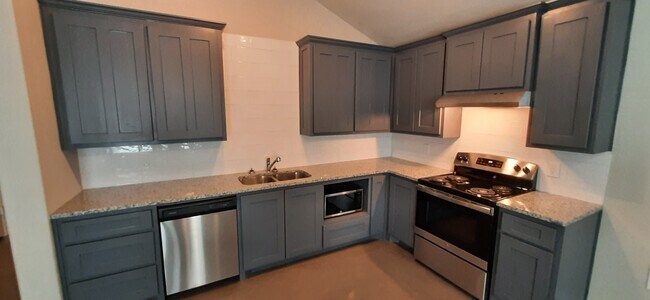106 Lollipop in Weatherford, TX - Building Photo - Building Photo
