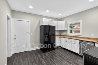 620 Auburn Ave in Buffalo, NY - Building Photo - Building Photo