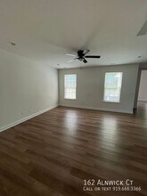 162 Alnwick Ct in Clayton, NC - Building Photo - Building Photo