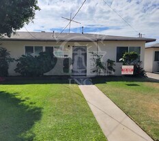 11238-11246 Forest Grove St in El Monte, CA - Building Photo