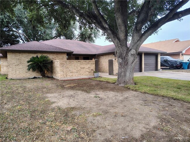 2913 Goldcrest Ave in McAllen, TX - Building Photo - Building Photo