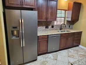 7610 Caillet St in Dallas, TX - Building Photo - Building Photo
