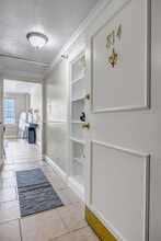 311 W Ashley St in Jacksonville, FL - Building Photo - Building Photo
