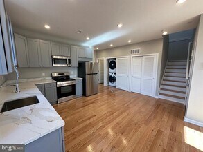 914-18 W Susquehanna Ave-Unit -4A in Philadelphia, PA - Building Photo - Building Photo