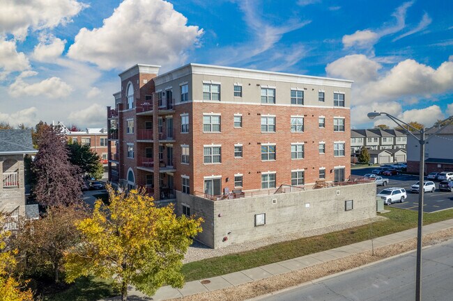 6636 W 65th St in Chicago, IL - Foto de edificio - Building Photo