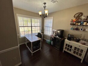 3917 Seminole Ct in Bryan, TX - Building Photo - Building Photo