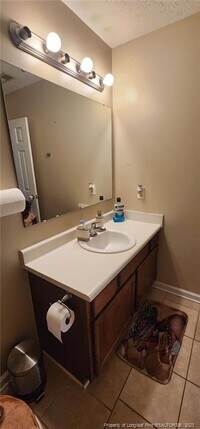 806 Broadmore Dr photo'