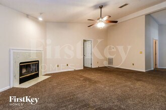 7613 Fawn Lake Dr S in Jacksonville, FL - Building Photo - Building Photo