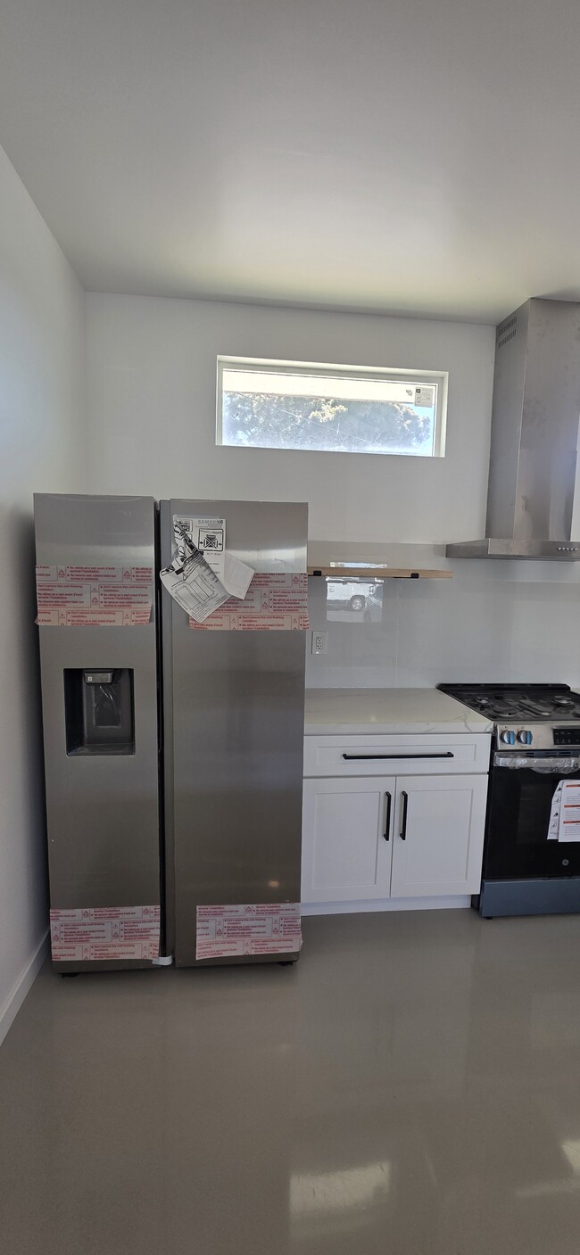 2611 Grove St in National City, CA - Building Photo - Building Photo