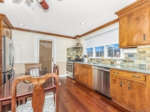 56 Etville Ave in Yonkers, NY - Building Photo - Building Photo