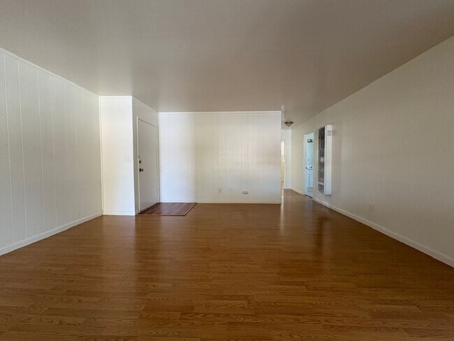 property at 25280 La Mar Rd