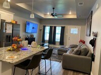 2904 Bourland St photo'