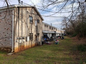 Scenic Hills in Knoxville, TN - Building Photo - Building Photo