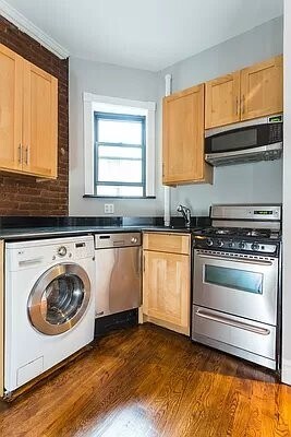 219 E 23rd St in New York, NY - Building Photo - Building Photo