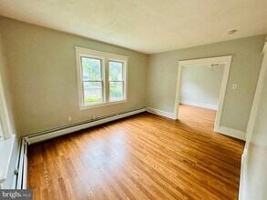 303 Kenny St in Ridley Park, PA - Building Photo - Building Photo