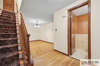 153 Thoreau Dr in Plainsboro, NJ - Building Photo - Building Photo