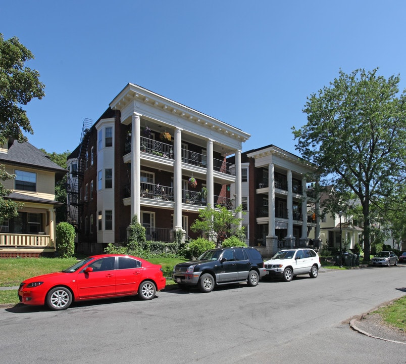 194-198 Oxford St in Rochester, NY - Building Photo