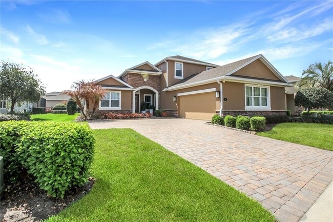 property at 138 Old Moss Cir