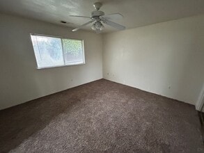 3110 S Giddings St in Visalia, CA - Building Photo - Building Photo