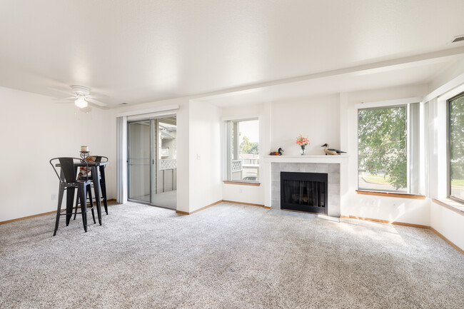 The Seasons Apartments in Boise, ID - Building Photo - Interior Photo