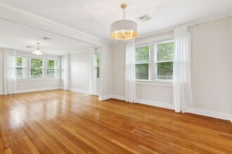 67 S Wren St in New Orleans, LA - Building Photo - Building Photo