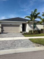 6576 Cloverdale Ave in Port St. Lucie, FL - Building Photo