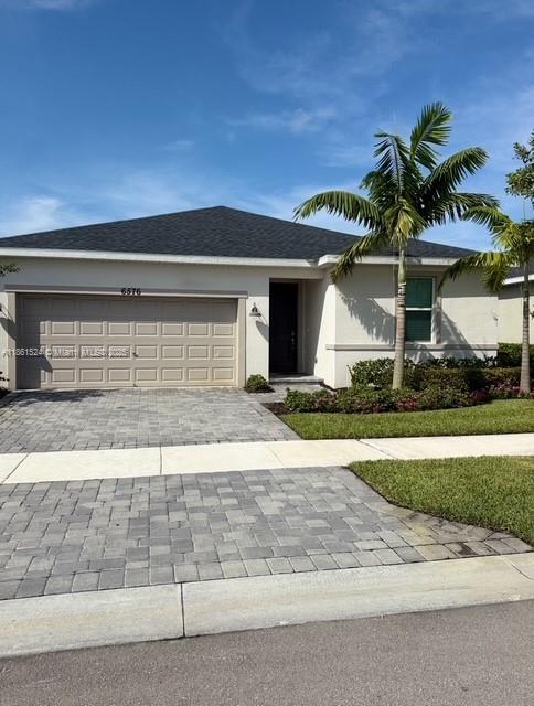 property at 6576 Cloverdale Ave