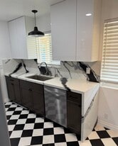 1887 Hamilton Ave in San Jose, CA - Building Photo