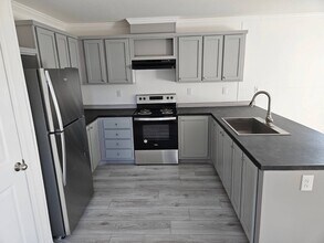 4900 SE 102nd Pl in Belleview, FL - Building Photo - Building Photo