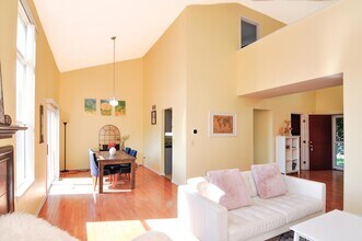 3240 Dunwoodie Rd in Ann Arbor, MI - Building Photo - Building Photo