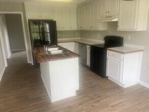 181 Rivermist Ct in Bethlehem, GA - Building Photo - Building Photo