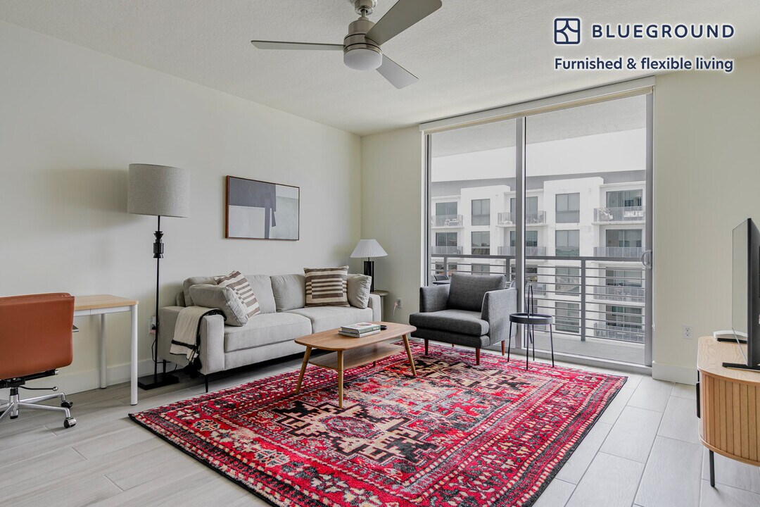 1000 NW 7th St in Miami, FL - Building Photo