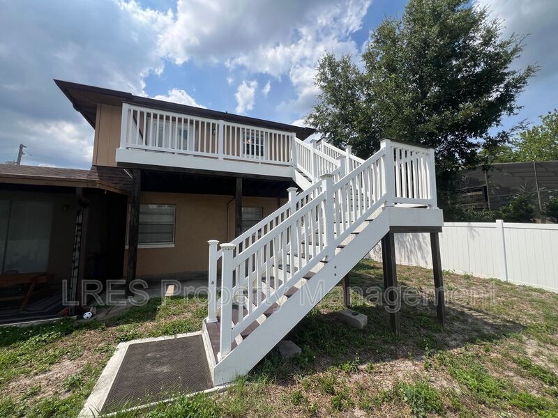 1130 Quintuplet Dr in Casselberry, FL - Building Photo