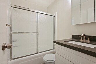 848 7th St in Santa Monica, CA - Building Photo - Building Photo