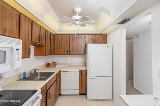 925 N Halifax Ave in Daytona Beach, FL - Building Photo - Building Photo