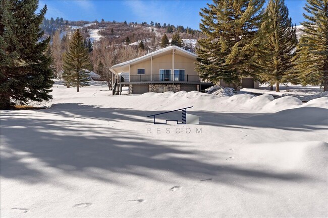 property at 2427 Nordic Valley Way