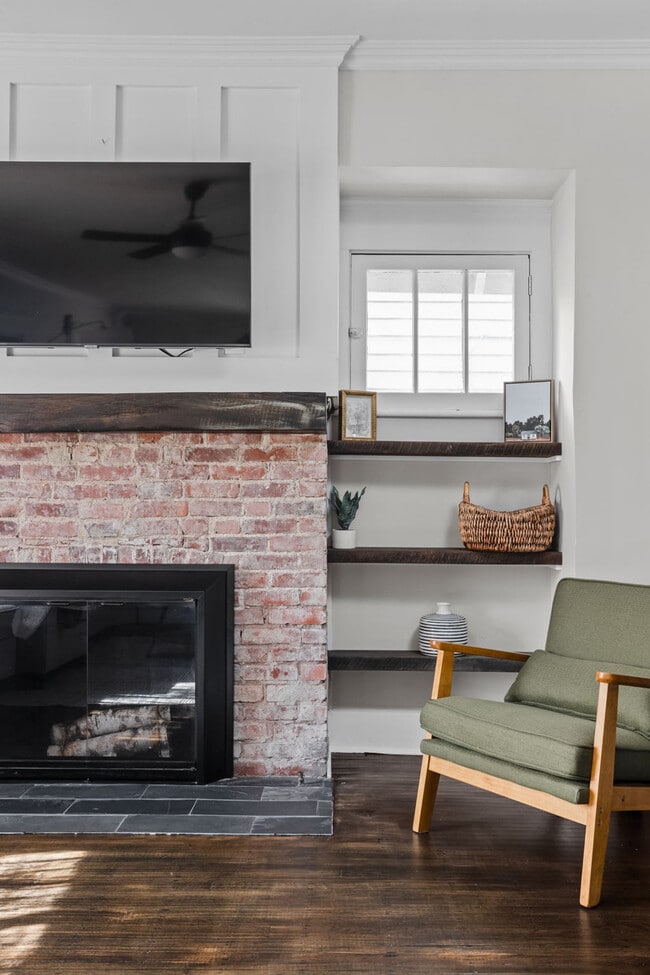 property at 1202 N New Jersey St
