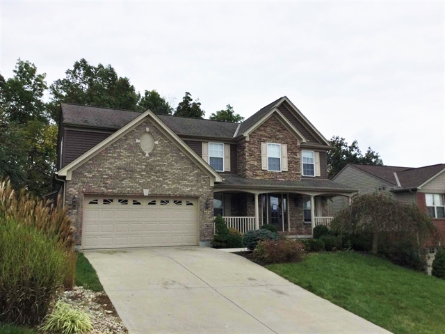 2753 Parkerridge Dr in Independence, KY - Foto de edificio