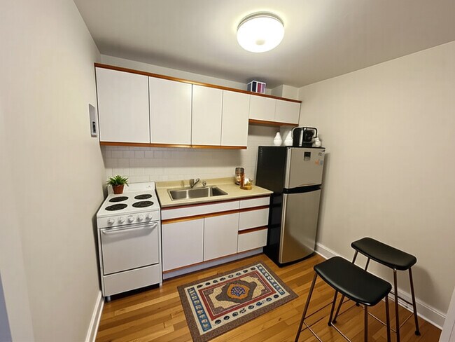 206 Commonwealth Ave in Boston, MA - Building Photo - Building Photo