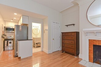 511 Beacon St, Unit 6 in Boston, MA - Building Photo - Building Photo